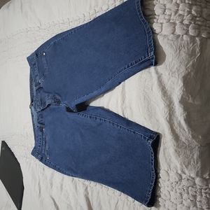 Blue jean anlkle pants